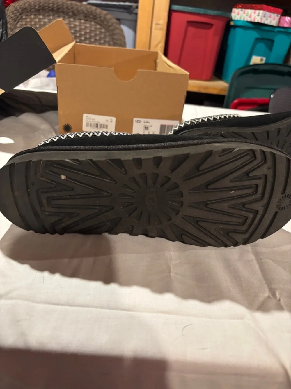 UGG Tasman Slippers - Black - Picture 5 of 6